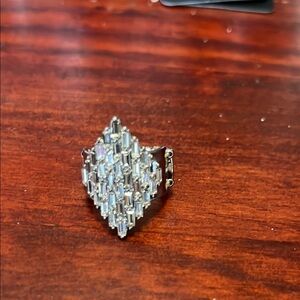 Paparazzi Silver Diamond-Shaped Ring